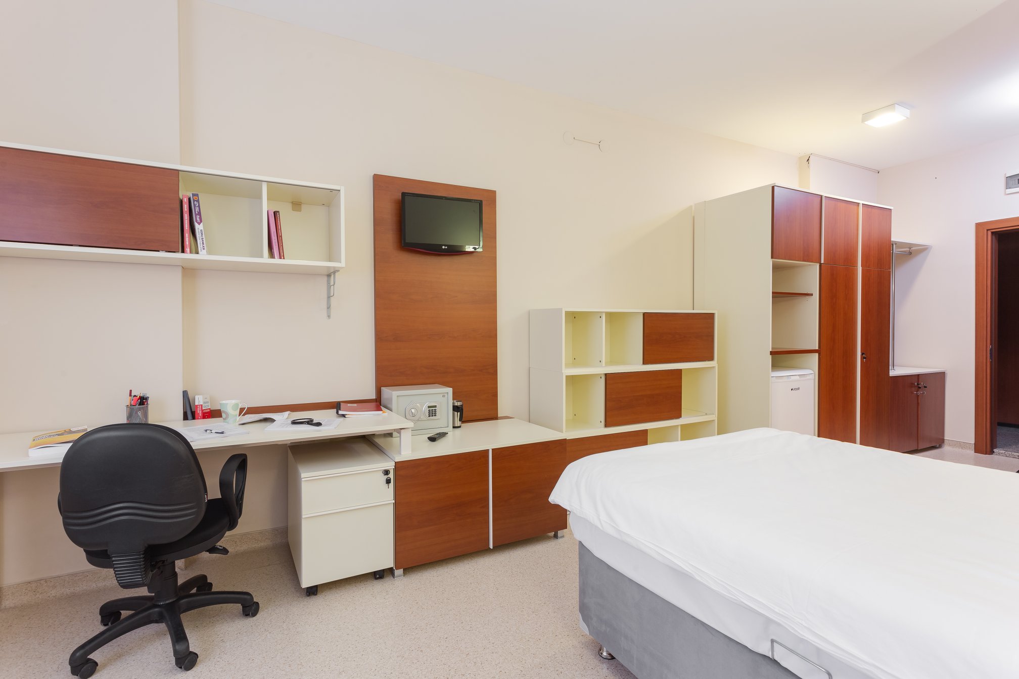 Single Rooms 3